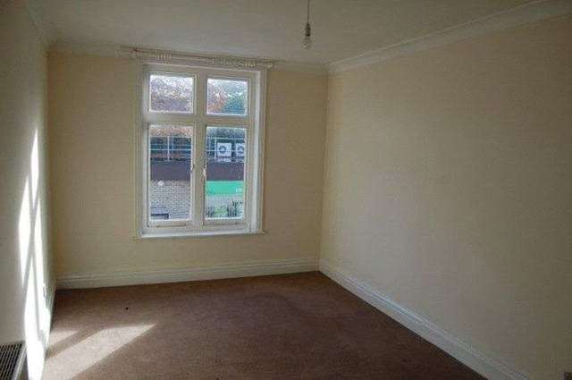  Image of 2 bedroom Flat to rent in Cottage Lane Barton-upon-Humber DN18 at Cottage Lane  Barton-Upon-Humber, DN18 5PH