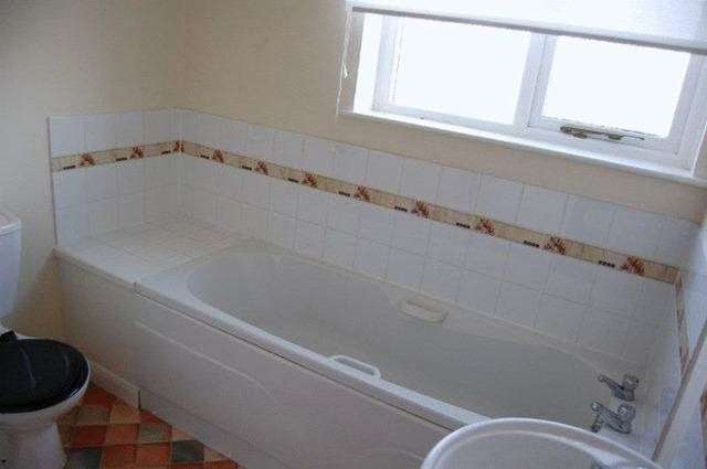  Image of 2 bedroom Flat to rent in Cottage Lane Barton-upon-Humber DN18 at Cottage Lane  Barton-Upon-Humber, DN18 5PH