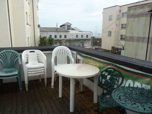  Image of 4 bedroom Cottage to rent in Richmond Place Dawlish EX7 at Richmond Place  Dawlish, EX7 9PL