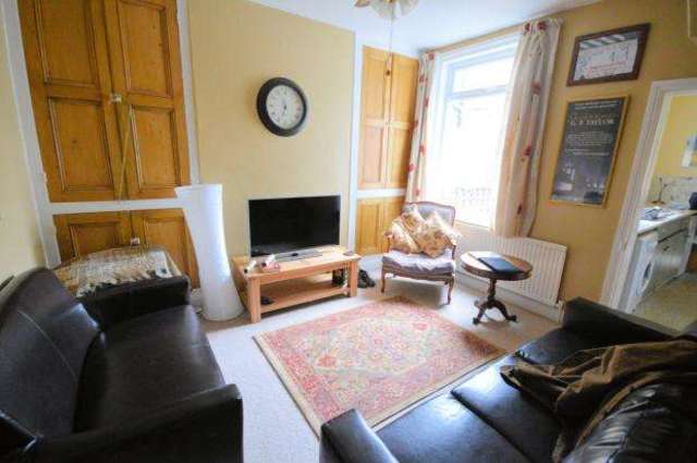  Image of 3 bedroom Terraced house for sale in Gordon Street Scarborough YO12 at Gordon Street  Scarborough, YO12 7RX