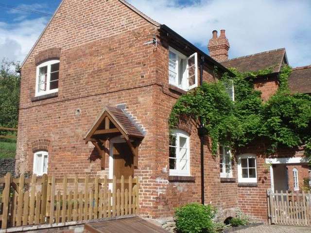  Image of 3 bedroom Property to rent in Neen Sollars Neen Sollars Kidderminster DY14 at Neen Sollars Neen Sollars, DY14 0AH