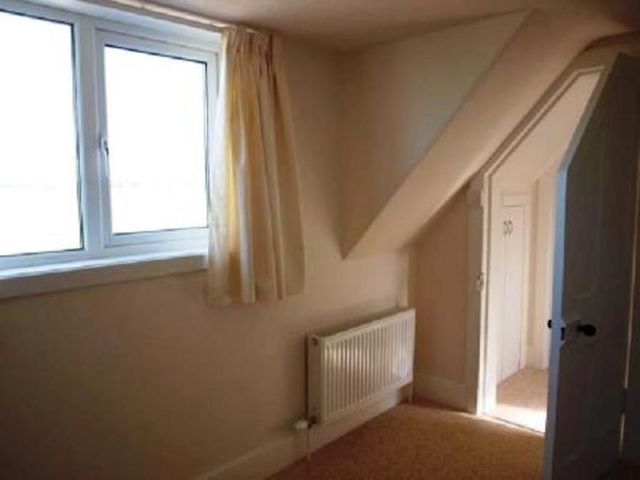  Image of 3 bedroom Semi-Detached house to rent in Elgin IV30 at Lhanbryde Moray Moray, IV30 5NZ