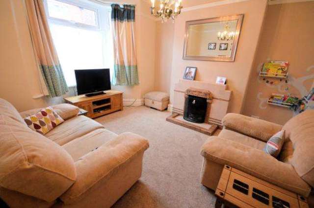  Image of 3 bedroom Town House for sale in Moorland Road Scarborough YO12 at Moorland Road  Scarborough, YO12 7RB