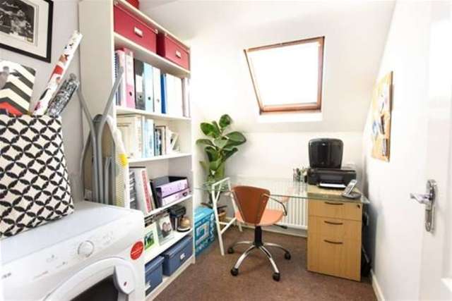  Image of 3 bedroom Terraced house for sale in Goulds Ground Frome BA11 at Frome, BA11 3DW