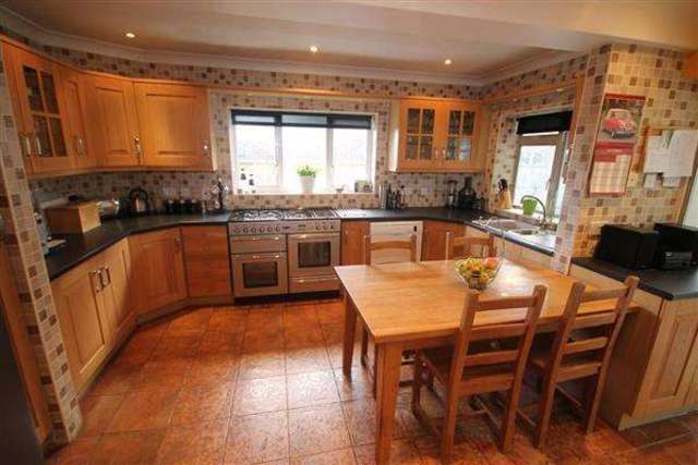  Image of 4 bedroom Detached house for sale in Mill Lane Findon Valley Worthing BN13 at Salvington, BN13 3DJ