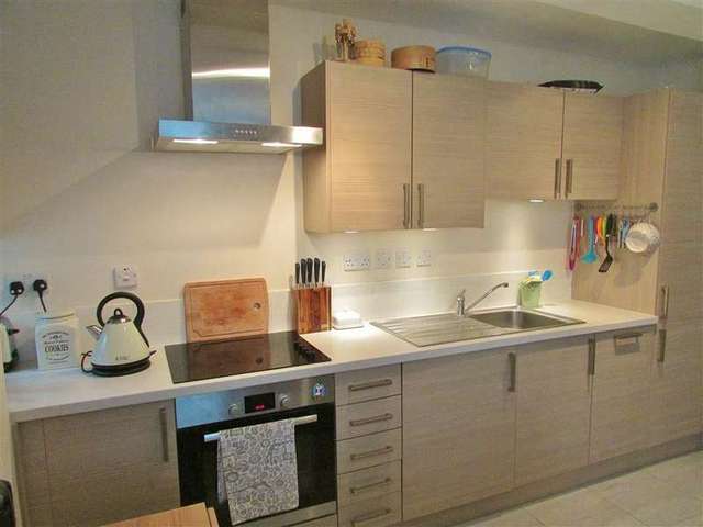  Image of 2 bedroom Flat to rent in Mill Street Wantage OX12 at 39 Mill Street  Wantage, OX12 9AB