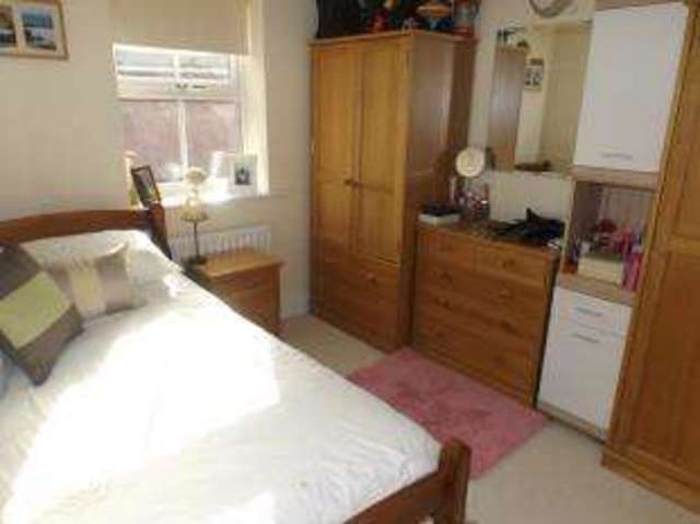  Image of 3 bedroom Semi-Detached house for sale in Evesham WR11 at Evesham Worcestershire Evesham, WR11 4RJ