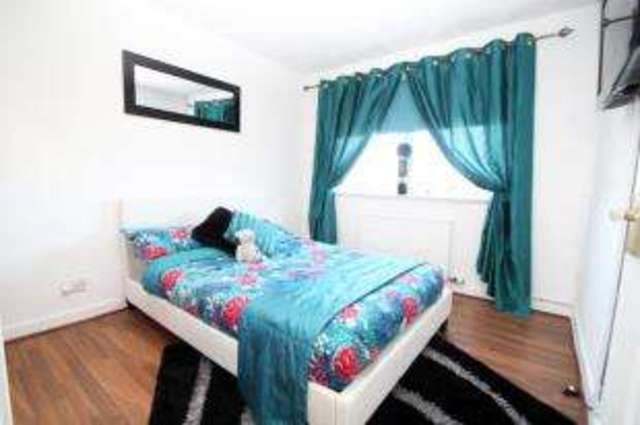 Image of 2 bedroom Flat for sale in Whittagreen Court Newarthill Motherwell ML1 at Motherwell North Lanarkshire Newarthill, ML1 5SN