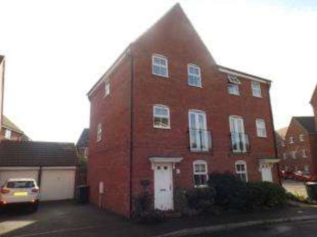  Image of 3 bedroom Semi-Detached house for sale in Evesham WR11 at Evesham Worcestershire Evesham, WR11 4RJ