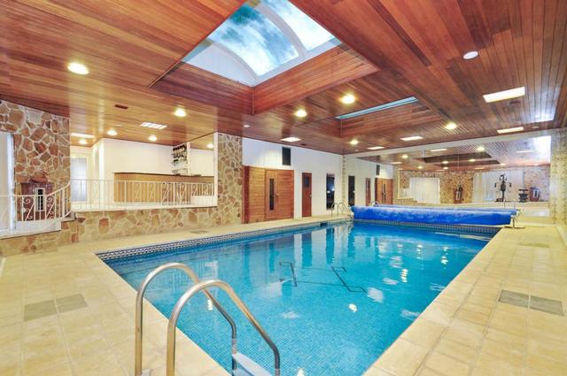 4 Bedroom Detached House For Sale In Ingleby Drive Harrow On The