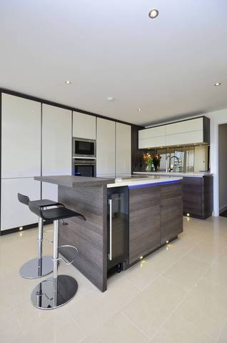 Image of 2 bedroom Flat for sale in Finchley Road London NW3 at Swiss Cottage NW3 Swiss Cottage, NW3 6HT