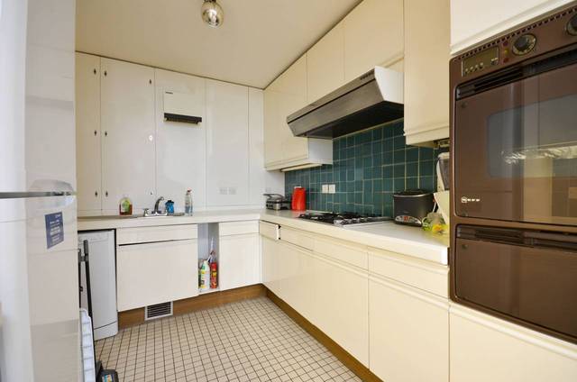  Image of 2 bedroom Flat for sale in Finchley Road London NW3 at Swiss Cottage NW3 Swiss Cottage, NW3 6HT