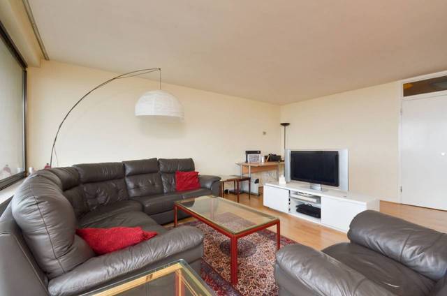  Image of 2 bedroom Flat for sale in Finchley Road London NW3 at Swiss Cottage NW3 Swiss Cottage, NW3 6HT