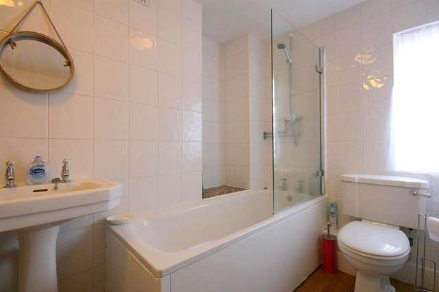  Image of 2 bedroom Cottage to rent in High Street Green Hemel Hempstead Industrial Estate Hemel Hempstead HP2 at Flint Cottages High Street Green Hemel Hempstead, HP2 7AJ