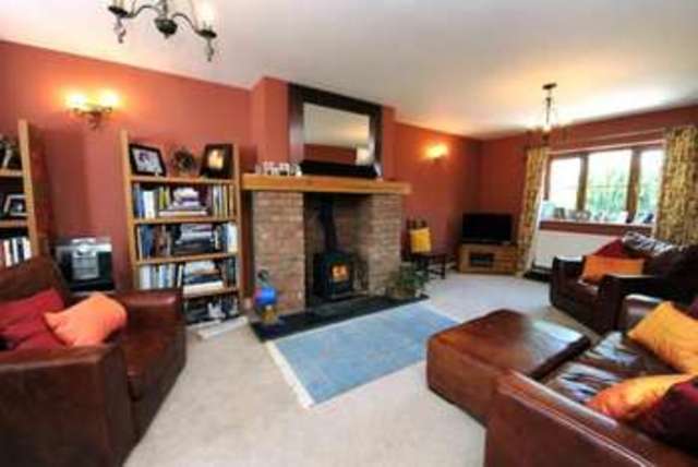  Image of 5 bedroom Detached house for sale in Reynalton Kilgetty SA68 at Kilgetty Pembrokeshire Reynalton, SA68 0PG