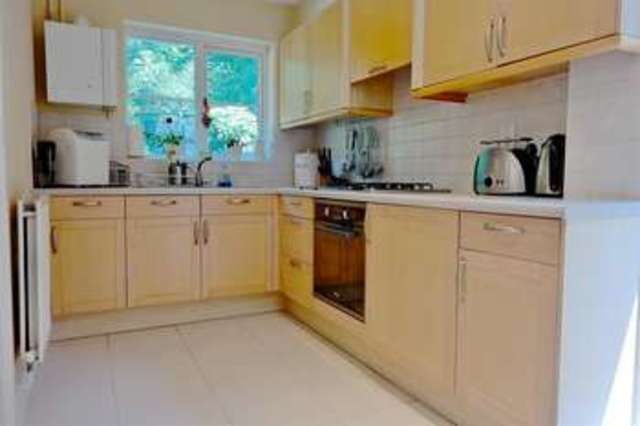  Image of 3 bedroom End of Terrace for sale in Montague Close Wokingham RG40 at Wokingham Berkshire Wokingham, RG40 5PF