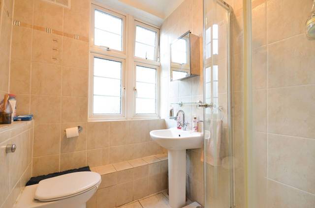  Image of 2 bedroom Flat for sale in College Crescent London NW3 at Swiss Cottage NW3 Swiss Cottage, NW3 5DP