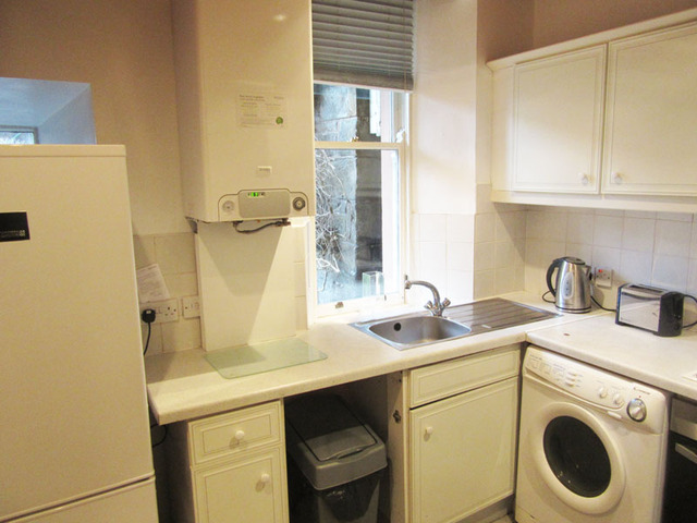  Image of 2 bedroom Flat to rent in Rosebank Cottages Edinburgh EH3 at Fountainbridge Edinburgh Edinburgh, EH3 8DA