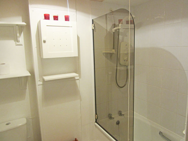  Image of 2 bedroom Flat to rent in Rosebank Cottages Edinburgh EH3 at Fountainbridge Edinburgh Edinburgh, EH3 8DA