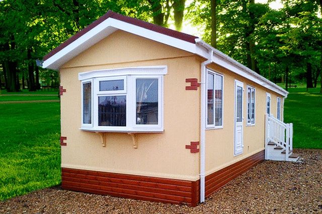  Image of 2 bedroom Retirement Property for sale in Takeley Park Hatfield Broadoaks Road Takeley Bishop