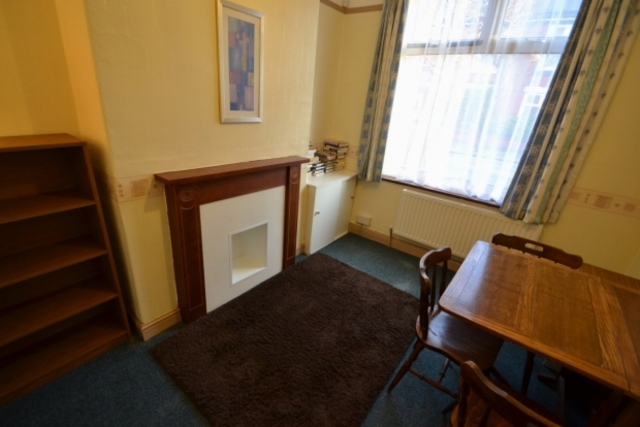 2 Bedroom Terraced House For Sale In Thornton Road Fallowfield Manchester M14