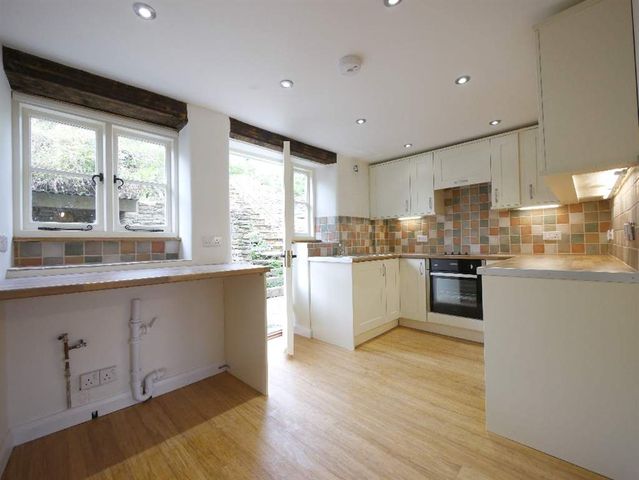  Image of 2 bedroom Cottage to rent in Compton Abdale Compton Abdale Cheltenham GL54 at Upper Cottages Compton Abdale Compton Abdale, GL54 4DP