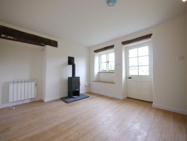  Image of 2 bedroom Cottage to rent in Compton Abdale Compton Abdale Cheltenham GL54 at Upper Cottages Compton Abdale Compton Abdale, GL54 4DP