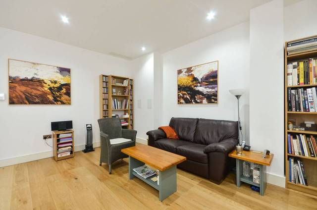  Image of 1 bedroom Flat to rent in Winchester Road London NW3 at Swiss Cottage NW3 Swiss Cottage, NW3 3NT