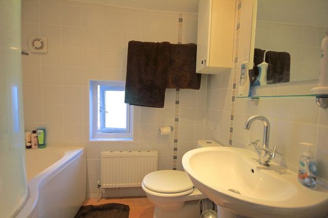  Image of 1 bedroom Terraced house for sale in Common Road Kensworth Dunstable LU6 at Common Road Kensworth Dunstable, LU6 3RG
