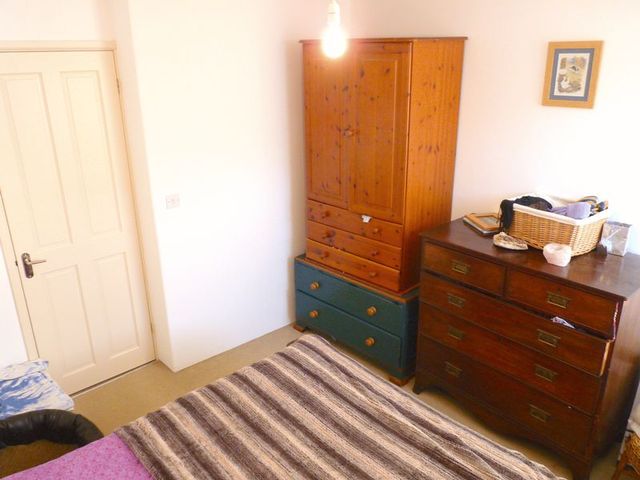  Image of 2 bedroom Terraced house to rent in Ebrington Street Kingsbridge TQ7 at Kingsbridge  Kingsbridge, TQ7 1DE