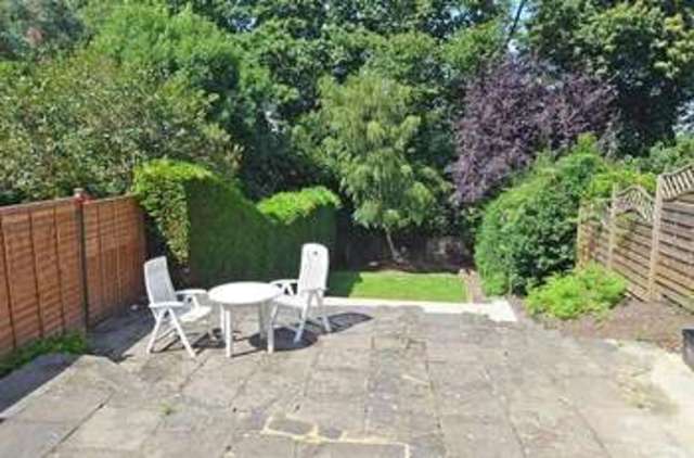 Image of 2 bedroom Cottage for sale in Oriental Road Ascot SL5 at Sunninghill, SL5 7AZ