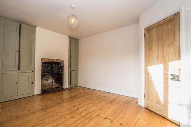  Image of 5 bedroom Semi-Detached house to rent in Crediton EX17 at Shobrooke Crediton, EX17 1AE