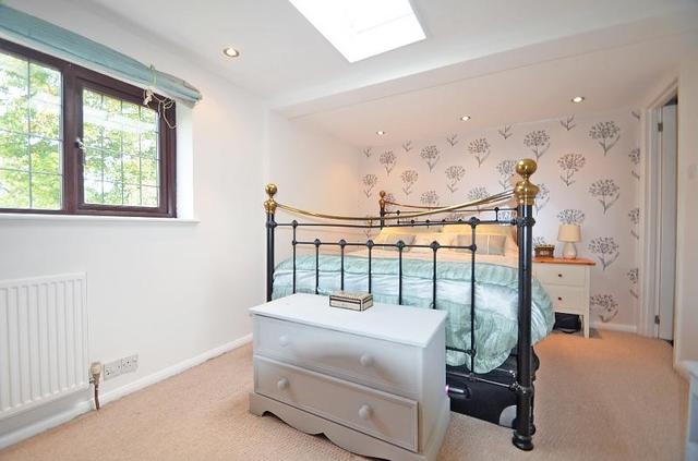 Image of 3 bedroom Cottage for sale in Lovel Road Winkfield Windsor SL4 at Lovel Road  Winkfield, SL4 2EU