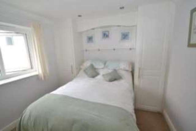  Image of 1 bedroom Flat for sale in Talland Road St. Ives TR26 at 7 Talland Road St. Ives St Ives, TR26 2DF