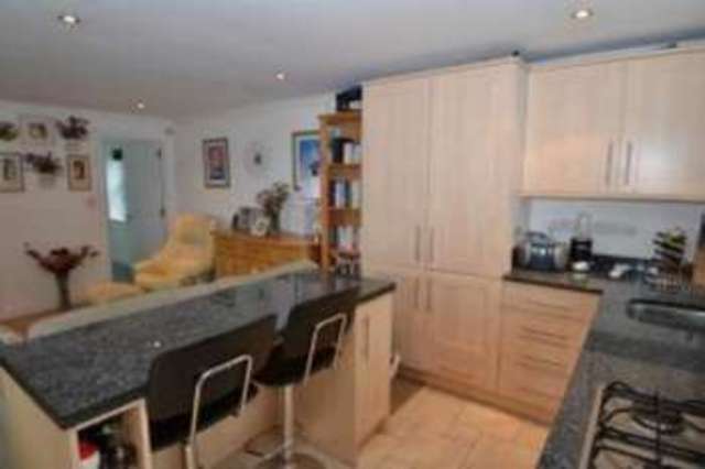 Image of 1 bedroom Flat for sale in Talland Road St. Ives TR26 at 7 Talland Road St. Ives St Ives, TR26 2DF