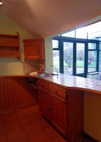  Image of 3 bedroom Semi-Detached house to rent in Newtown Toddington Cheltenham GL54 at Toddington  Broadway, GL54 5DU