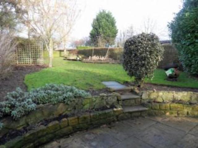  Image of 3 bedroom Semi-Detached house to rent in Newtown Toddington Cheltenham GL54 at Toddington  Broadway, GL54 5DU