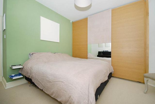  Image of 3 bedroom Flat to rent in Adamson Road London NW3 at Swiss Cottage London Camden, NW3 3HS