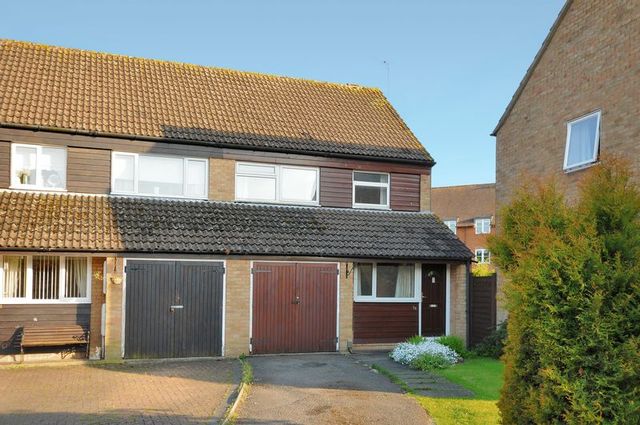  Image of 3 bedroom Semi-Detached house for sale in Adkin Way Wantage OX12 at Adkin Way  Wantage, OX12 9HW