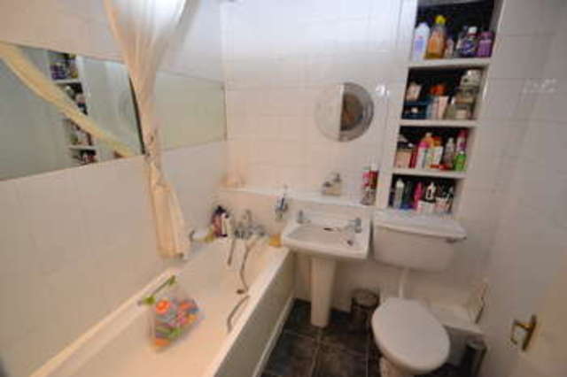  Image of 2 bedroom Terraced house for sale in Appleton Fields Thorley Bishop