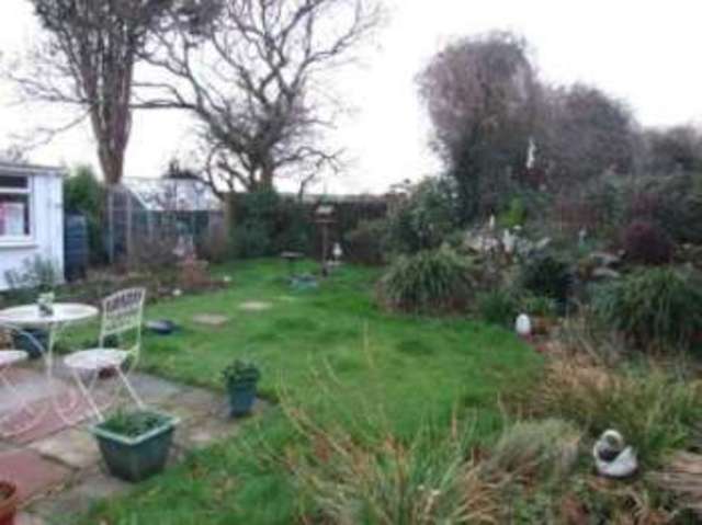  Image of 2 bedroom Bungalow for sale in Penvale Close Barripper Camborne TR14 at Barripper Camborne Barripper, TR14 0QP