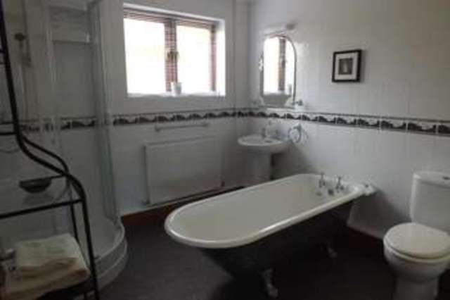  Image of 5 bedroom Detached house for sale in Trewent Hill Freshwater East Pembroke SA71 at Freshwater East Pembroke Freshwater East, SA71 5LJ
