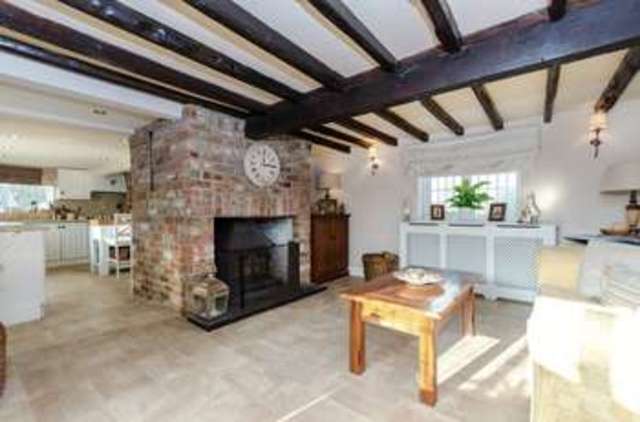  Image of 6 bedroom Detached house for sale in Shop Lane Goulceby Louth LN11 at Shop Lane  Goulceby, LN11 9UW
