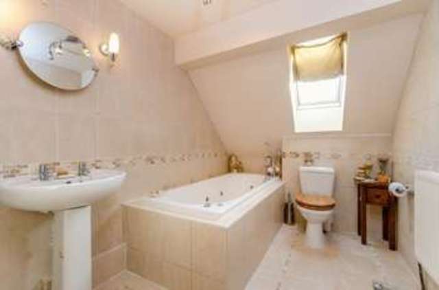  Image of 6 bedroom Detached house for sale in Shop Lane Goulceby Louth LN11 at Shop Lane  Goulceby, LN11 9UW