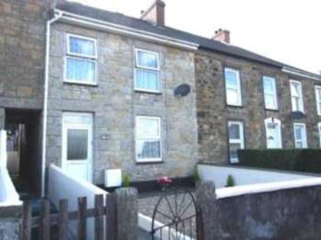  Image of 4 bedroom Terraced house for sale in South Roskear Terrace Tuckingmill Camborne TR14 at Camborne Cornwall Camborne, TR14 8NT