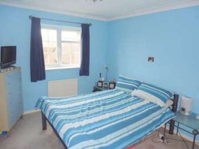  Image of 2 bedroom Property for sale in Chapel Street Hemel Hempstead HP2 at Chapel Street  Hemel Hempstead, HP2 5DJ
