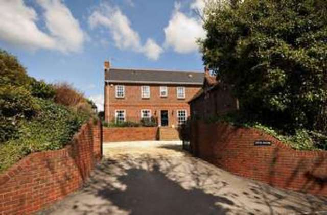  Image of 8 bedroom Detached house for sale in Stowhill Childrey Wantage OX12 at Childrey  Wantage, OX12 9XQ