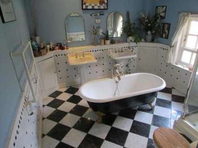  Image of 8 bedroom Detached house for sale in Stowhill Childrey Wantage OX12 at Childrey  Wantage, OX12 9XQ