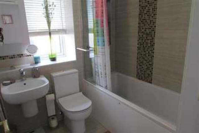  Image of 4 bedroom Detached house for sale in Churchward Close Grove Wantage OX12 at Grove  Wantage, OX12 0QZ
