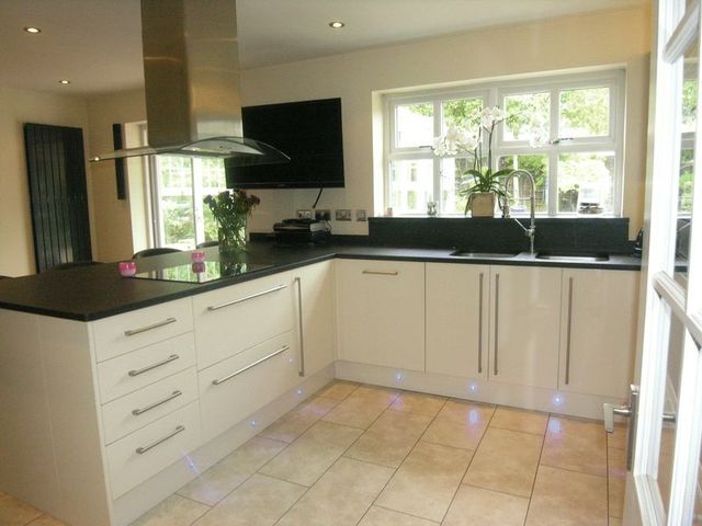  Image of 5 bedroom Detached house for sale in Corbett Close Yate Bristol BS37 at Corbett Close North Yate YATE, BS37 7BA